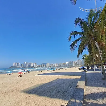 Ap Alto Padrão com Piscina - Praia de Pitangueiras-3
